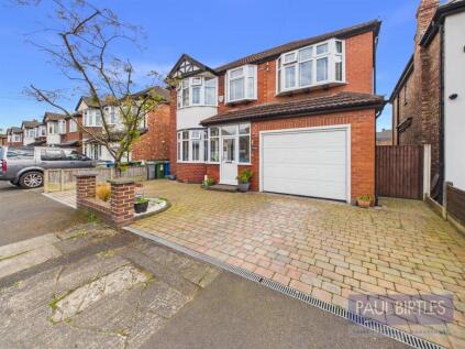 Chesham Avenue, Flixton, Trafford, M41 8SS