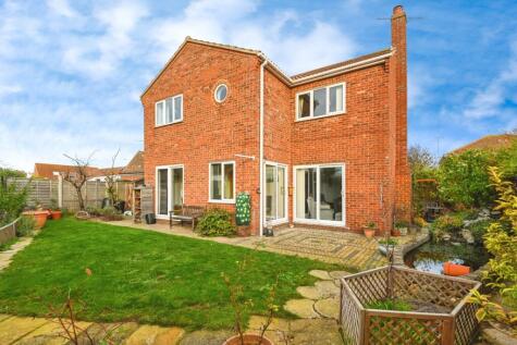 Stonham Avenue, Clacton-on-Sea, Essex, CO16