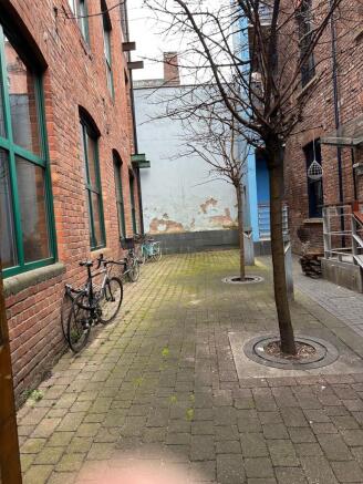 Side courtyard
