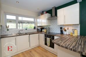8, School Croft, Warwick CV35 7NP