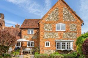 Reading Cottage, Village Road, Amersham HP7 0QY