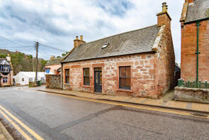 46 Roineval, High Street, Fortrose IV10 8UF