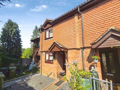 Britten Close, Ash, Surrey, GU12