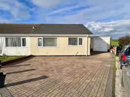 23, Ffordd Llewelyn, Valley, Holyhead LL65 3BB