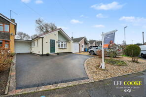 36, Ashleigh Crescent, Stafford ST19 9PN