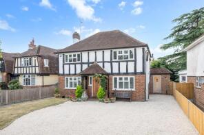 9, Purberry Grove, Epsom KT17 1LU