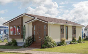 5, Whites Farm Garden, North Country, Redruth TR16 4BZ