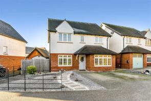 27, Nevinson Way, Waterlooville PO7 5FW