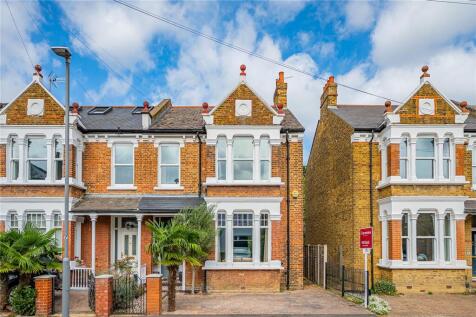 Chestnut Grove, New Malden, KT3