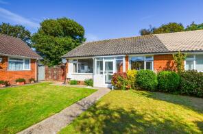 17, Barons Way, Polegate BN26 5JL