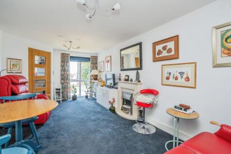 Beaconsfield Road, Waterlooville, Hampshire, PO7