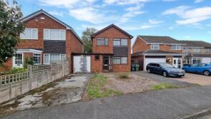 16, The Spinney, Wythall B47 6HB
