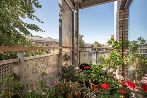 Trevithick Way, Bow, E3