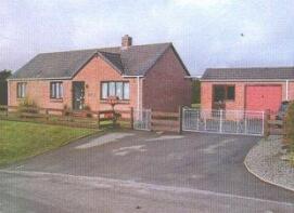 Meadow View, Dolfor, Newtown SY16 4AA