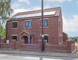 24 Village Farm, High Street, Marton, Gainsborough DN21 5AH