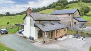 Cae Glas, Meifod SY22 6DN