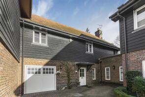 9, Middle Down, Watford WD25 8BW