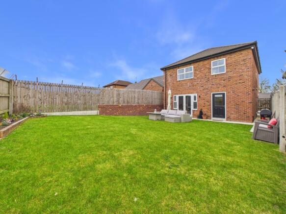 2- Rob Hammond EweMove Pontefract
