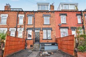 13, Strathmore View, Harehills, Leeds LS9 6AZ