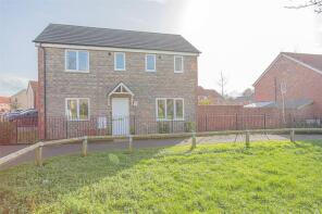 9, Collins Close, Langport TA10 9FG