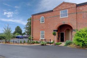 1, Stable Court, Galton Way, Droitwich WR9 7EX