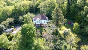 Plas Rhaiadr, Tayler Avenue, Conwy LL32 8QA