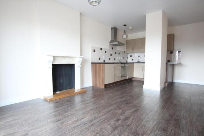 Lounge/Kitchen