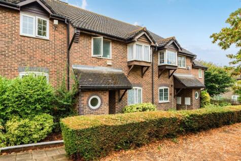 Dock Hill Avenue, London, SE16