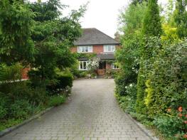 Rosemarie Cottage, Mayswood Road, Henley-in-arden B95 6AX