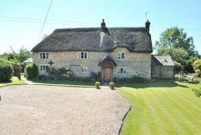 The Long House, Fifehead Hill, Fifehead Magdalen SP8 5RR