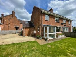 3, The Causeway, Daventry NN11 6XE
