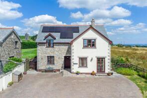 Chy-an-gwens, Road From Access To Trewalla Farm To Access To Phoenix Farm, Liskeard PL14 5LE