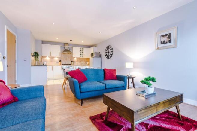 KITCHEN/LIVING AREA