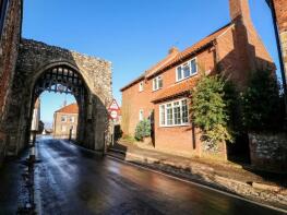 6 Heron Cottage, Bailey Gate, High Street, King's Lynn PE32 2AF