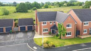 24, Grove Crescent, Crewe CW3 9SX