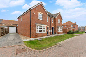 13, Kristiansand Close, Grimsby DN36 4EH