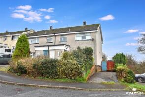 27, Southdown Close, Pembroke SA71 5QJ
