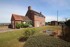 The Old Police House, A417 From Pike Cottage To Peascroft Via Ashperton, Ledbury HR8 2RY