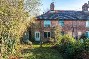 1, Meadow Cottages, The Street, Holt NR25 7AD