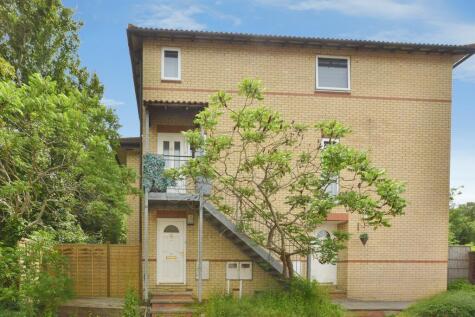 Banktop Place, Emerson Valley, Milton Keynes