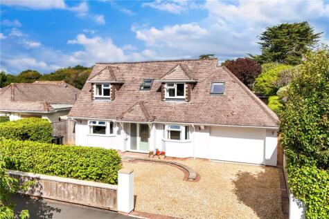 Solent Drive, Barton on Sea, New Milton, Hampshire, BH25