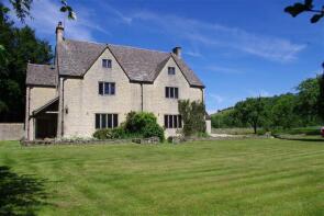 Whittington House, Road From The Old Rectory To Whalley Farm Cottages, Cheltenham GL54 4HA