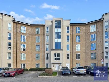 Mayfair Court, Hunting Place, Heston