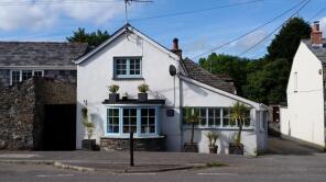 Cross Park View, A389 Between Gonvena Hill And St Mabyn Hill, Sladesbridge, Wadebridge PL27 6JB