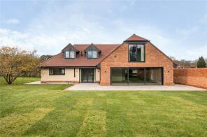 Westlands Cottage, Whitmoor Lane, Sutton Green, Guildford GU4 7QB