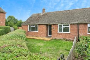 33, Manor Close, Cosgrove MK19 7JG
