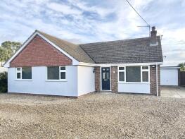 42, The Street, Harleston IP20 0DN