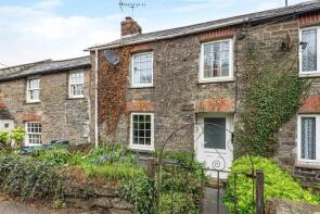 Roswyn, A389 Between Gonvena Hill And St Mabyn Hill, Sladesbridge, Wadebridge PL27 6JB