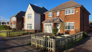 9, Parr Brook Gardens, Tyldesley M29 8SQ