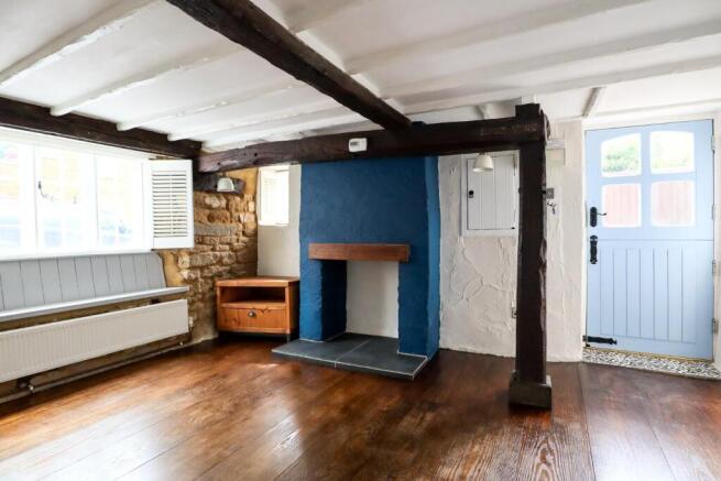 Sitting room.jpg
